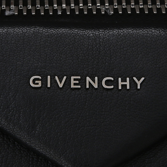 GIVENCHY(USED)안티고나