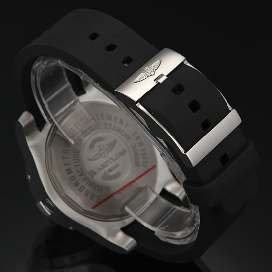 BREITLING(USED) 어벤저2 씨울프