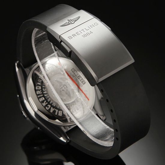 BREITLING(USED) 블랙버드 블랙스틸 리밋 에디션