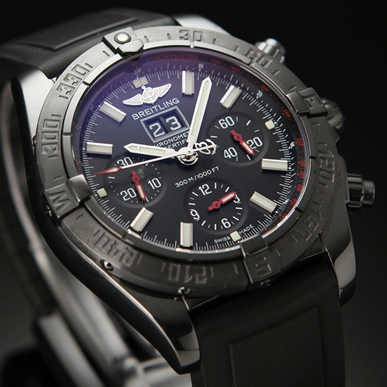 BREITLING(USED) 블랙버드 블랙스틸 리밋 에디션