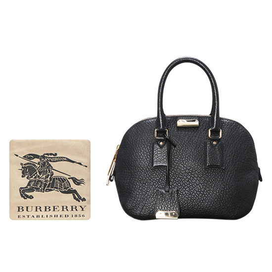 BURBERRY(USED)시그니처 오차드백 블랙