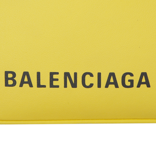 BALENCIAGA(USED)트라이앵글 크로스백