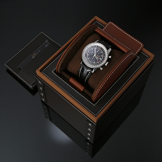 BREITLING(USED) 네비타이머 월드 a24322