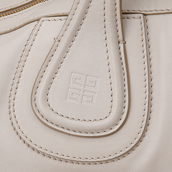GIVENCHY(USED)나이팅게일 아이보리 미듐