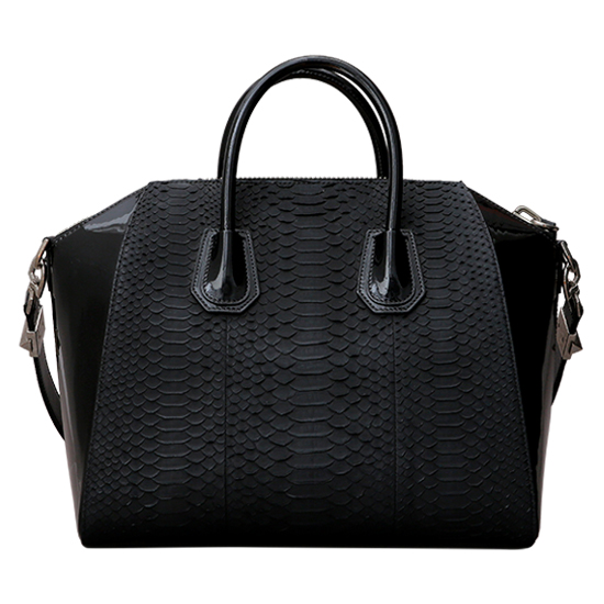 GIVENCHY(USED)안티고나 파이톤 스킨 블랙 미듐