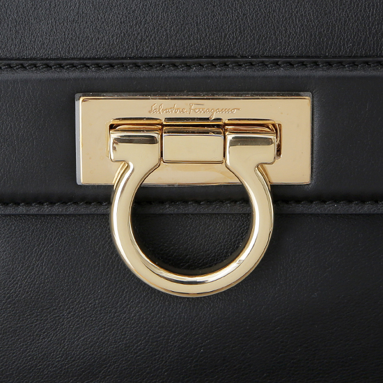 FERRAGAMO(USED)소피아 블랙 라지