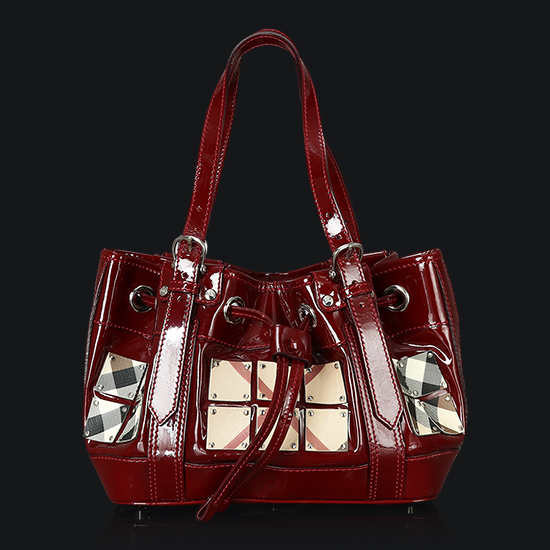 BURBERRY(USED)노바체크 페이던트 숄더백