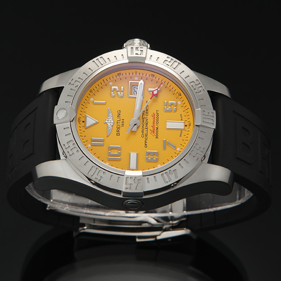 BREITLING(USED) 어벤져2 씨울프