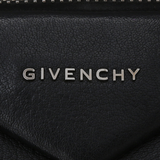 GIVENCHY(USED)안티고나