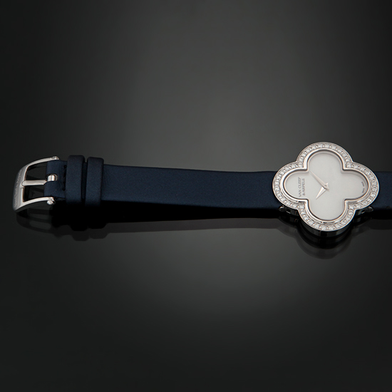 Van Cleef & Arpels(USED) 알함브라 다이아베젤 M