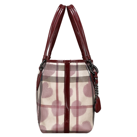 BURBERRY(USED)PVC 하트 스킨 숄더백