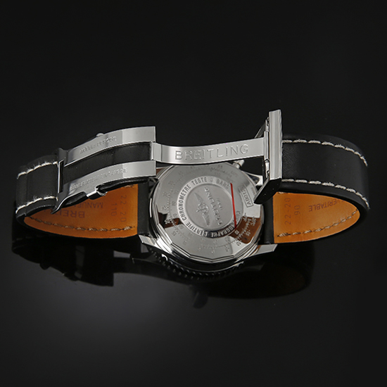 BREITLING(USED) 네비타이머 01 크르노 AB0120