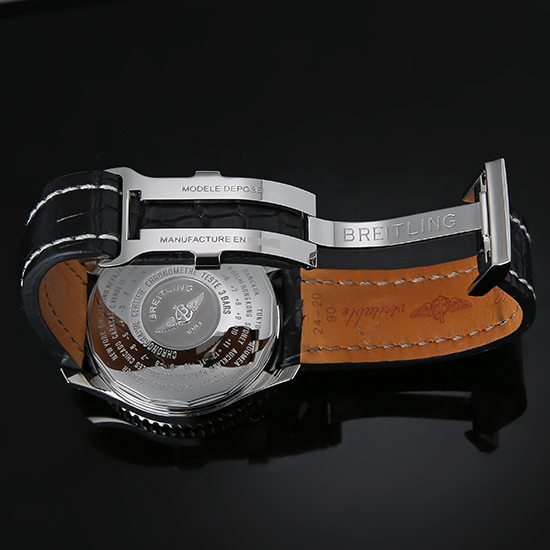BREITLING(USED) 네비타이머 월드 a24322