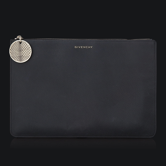 GIVENCHY(USED)블랙 레더 클러치백