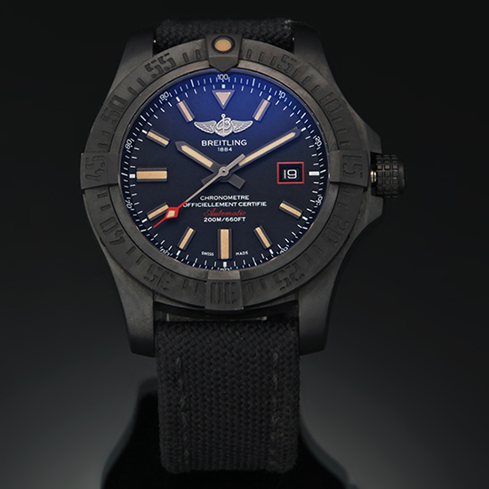 BREITLING(USED) 어벤저 블랙버드