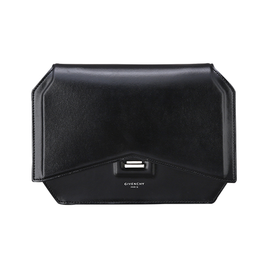 GIVENCHY(USED)뉴라인 플랩백
