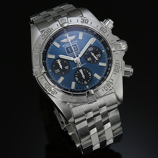 BREITLING(USED) 크로노멧 블랙버드 A44359