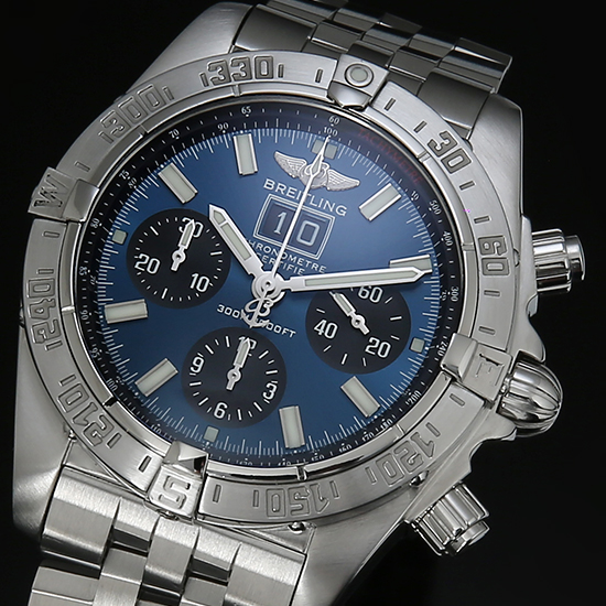 BREITLING(USED) 크로노멧 블랙버드 A44359
