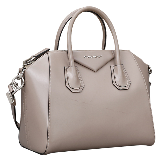 GIVENCHY(USED)안티고나
