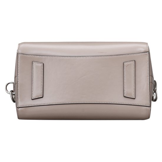 GIVENCHY(USED)안티고나