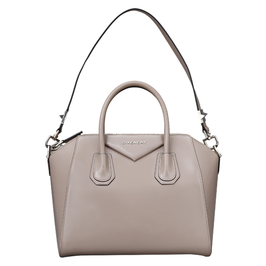 GIVENCHY(USED)안티고나