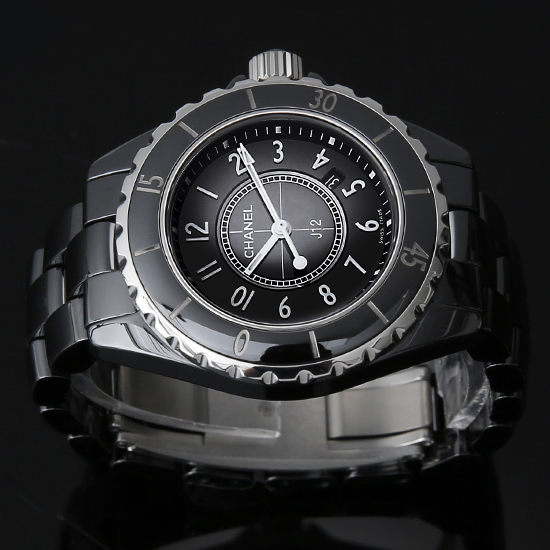 CHANEL(USED) 샤넬 J12 블랙 세라믹 H0682