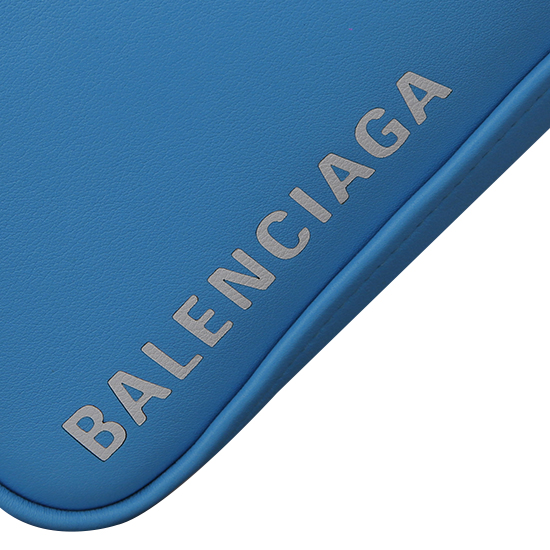 BALENCIAGA(USED)트라이앵글 더플백