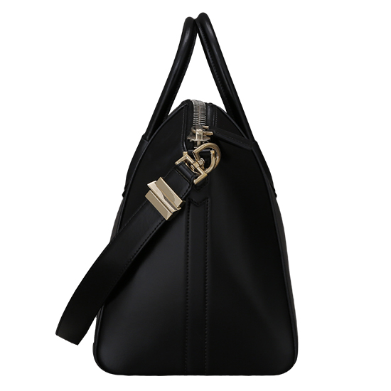 GIVENCHY(USED)안티고나