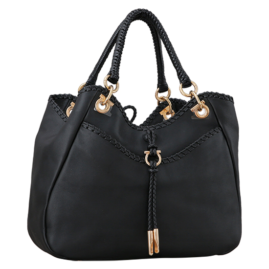 FERRAGAMO(USED)블랙 레더 숄더백