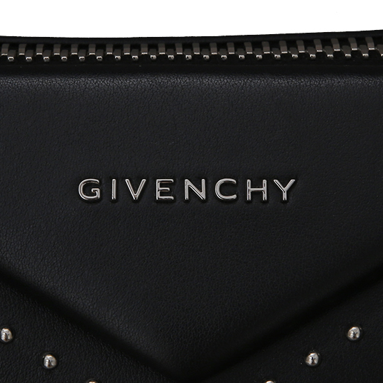 GIVENCHY(USED)안티고나