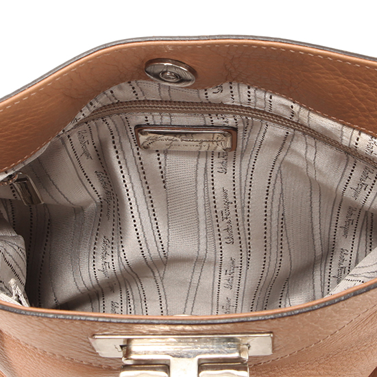 FERRAGAMO(USED)