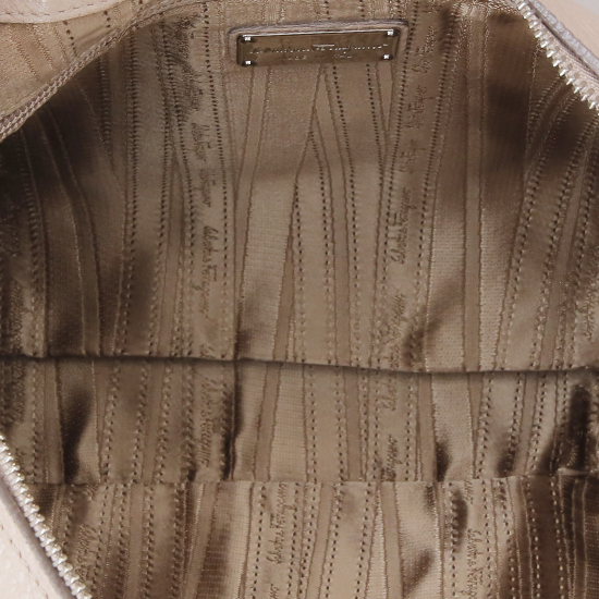 FERRAGAMO(USED)베이지 레더 파니샤 호보백
