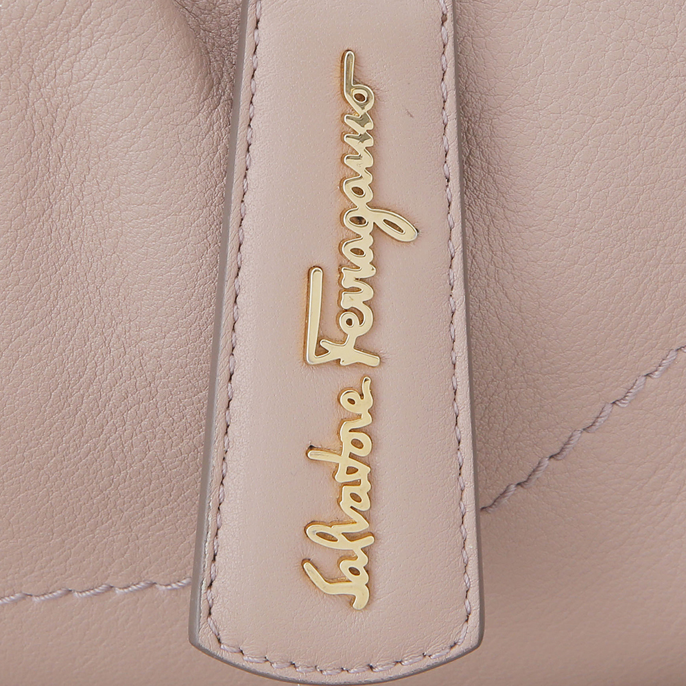 FERRAGAMO(USED)간치니 체인 숄더백